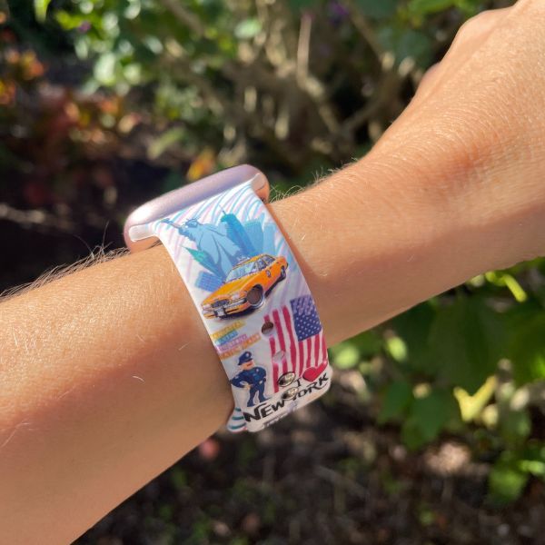 New York Groove Print | Silicone Watch Band for Apple Watch ® + Watch Face Incl.